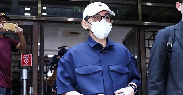 黄子佼说自己目前无业没有收入黄子佼肇事逃逸案今日开庭 据台媒，黄子佼肇事逃逸案今