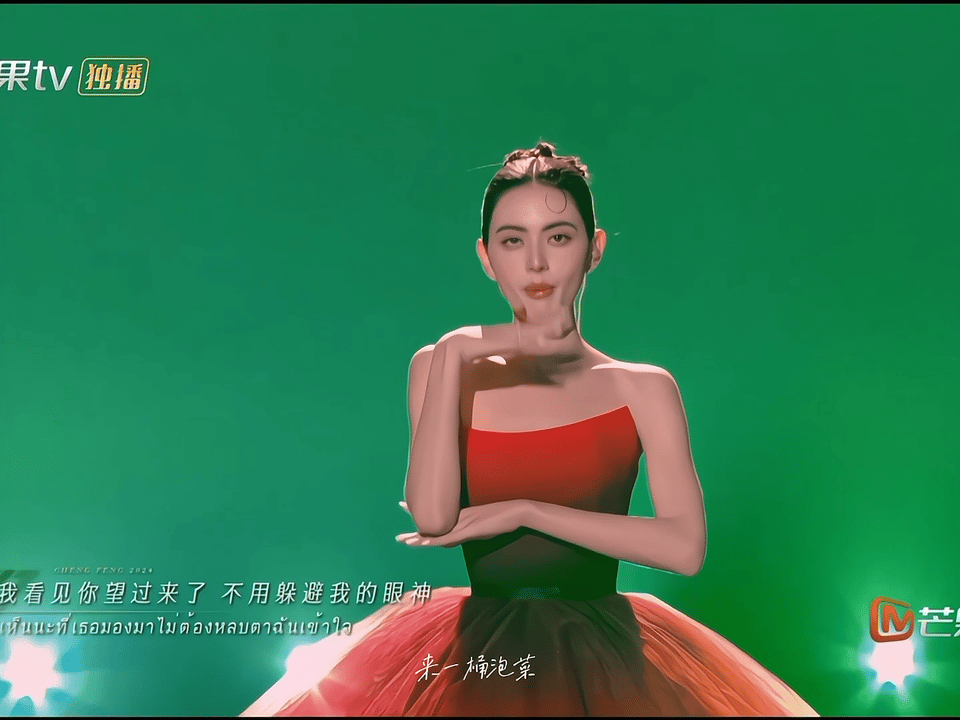 好漂亮好会撩麦黛薇卡镜头感真的绝了[相爱][相爱][相爱]#Mai美神降临# #