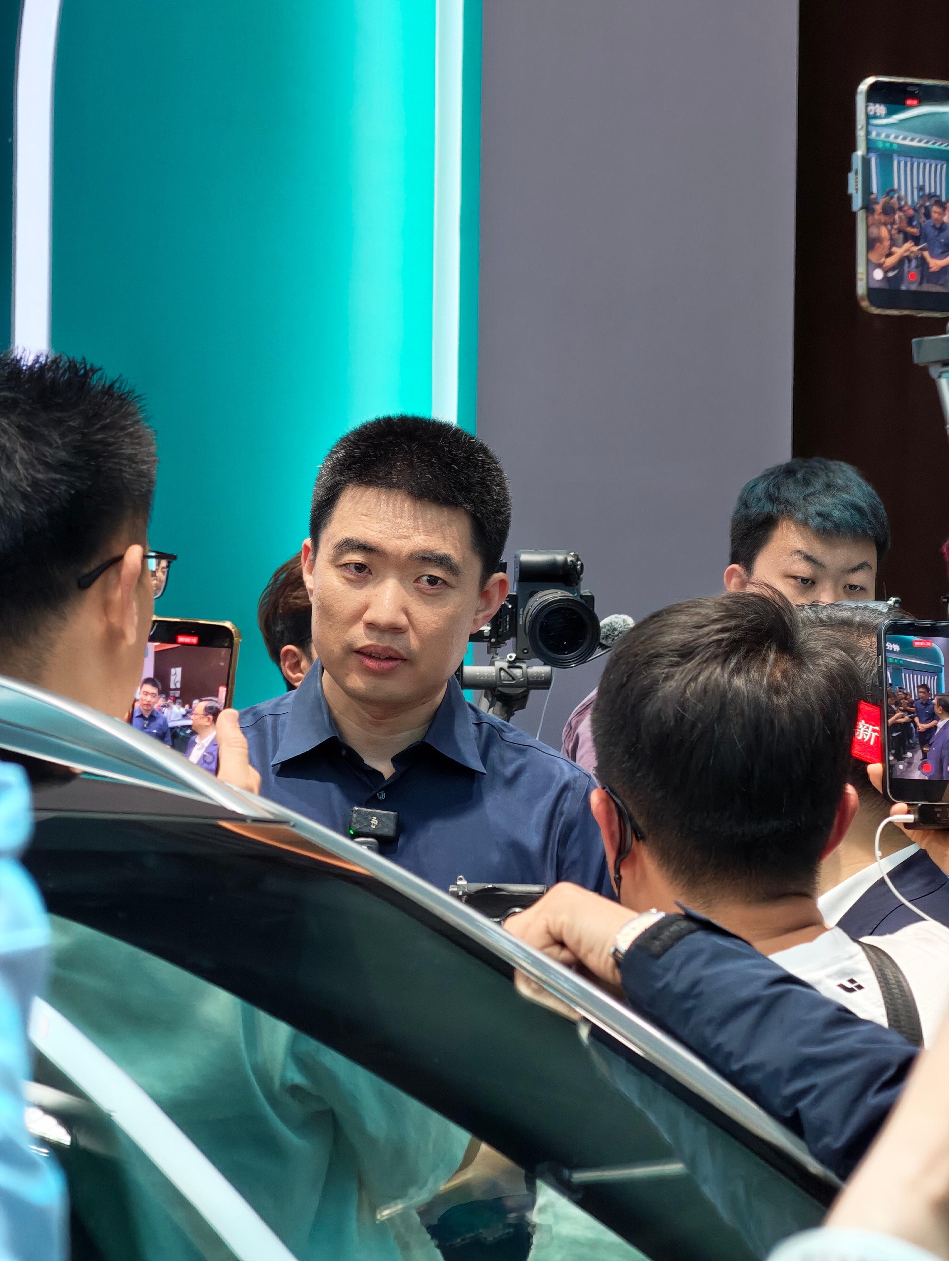 看到比亚迪王传福和理想老大李想这是准备搞什么大事情？ 