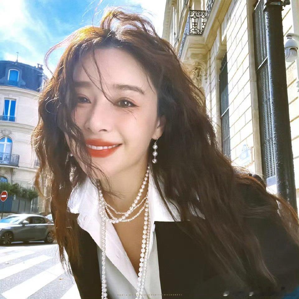 阚清子哭了也要形象管理谁看了阚清子这波操作不说一句佩服!《乘风2026》选人连遭