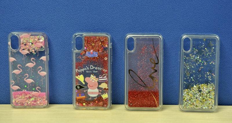 河南商丘一空地冒出大量全新手机壳 河南商丘这事儿太魔幻了！平安夜前夕，一空地突然