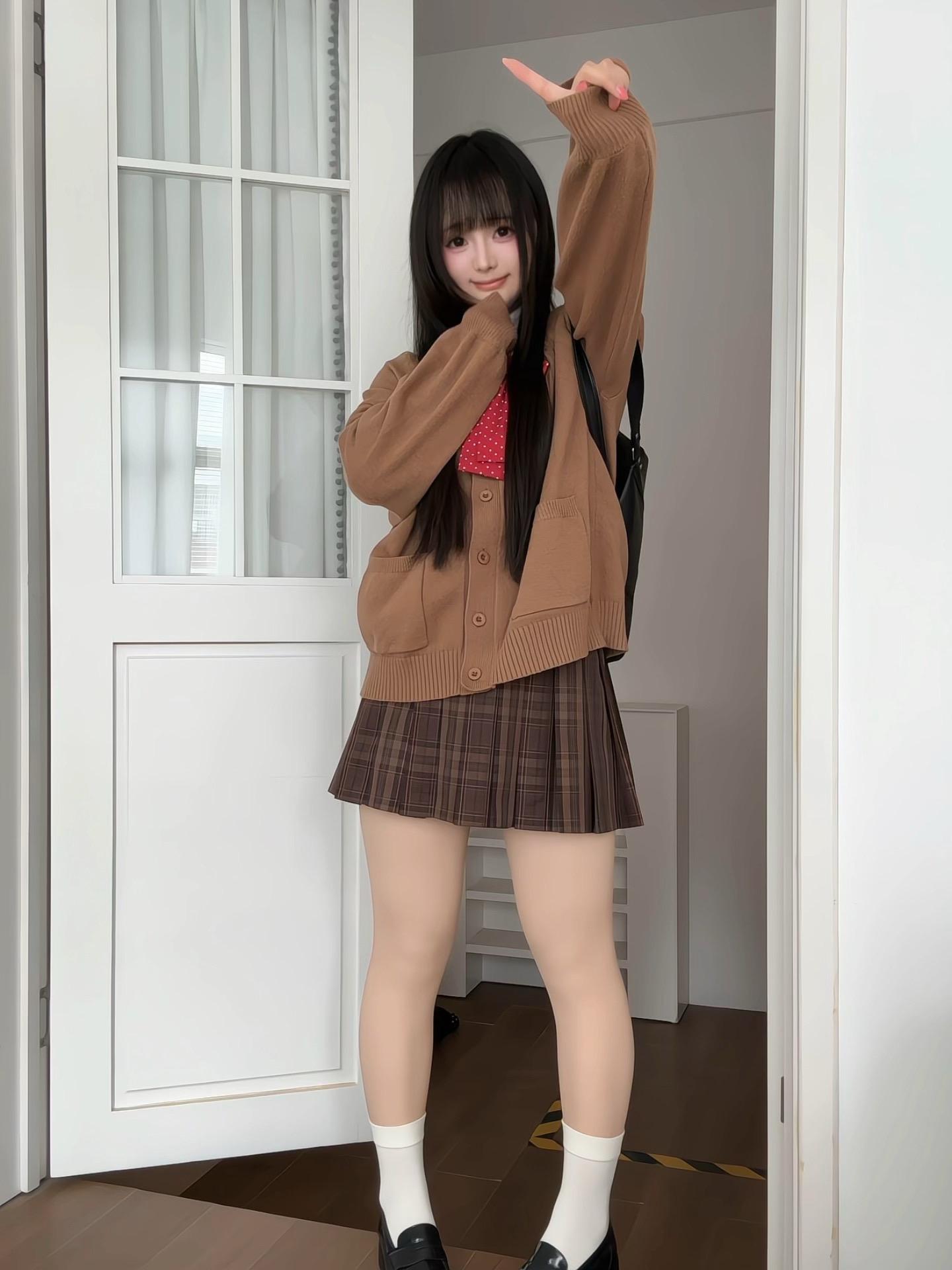 想象一下我是你的高敏感焦虑型女友 生活单调只有吃饭睡觉打游戏 情绪不稳...