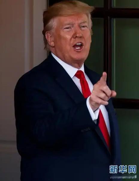 [微风]特朗普开窍了，他在接受电视采访时说，我们也要像中国一样着眼于长远，与其想