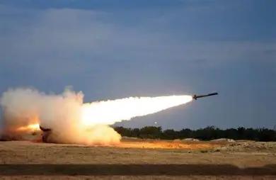 504发弹道导弹，2000发海马斯远火紧盯福建厦门？解放军严阵以待

近日，美国