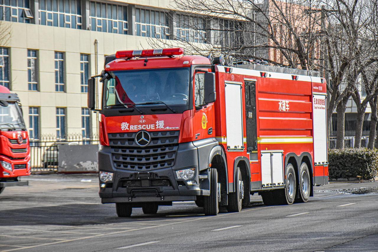 某日某站三车归队