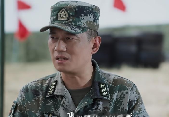 索建安写检讨这事儿，我看得心里一软。
一个副军长，当着全旅的面念自己的检讨书。