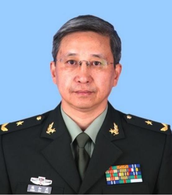 1997年香港回归，陈赓大将之子陈知庶作为驻港部队副司令员，全程参与了中英防务交
