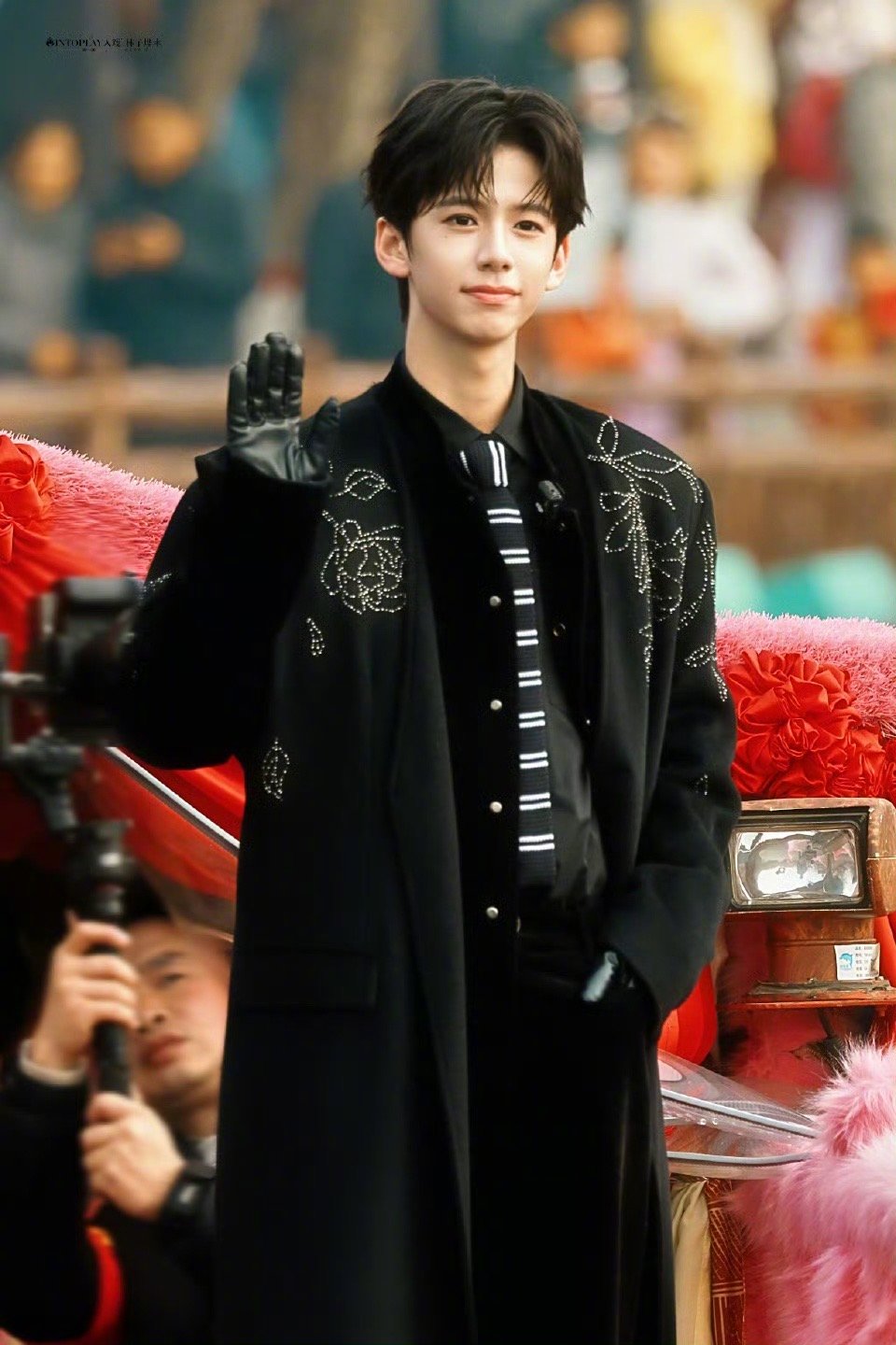 林子烨 内娱现偶男主预备役林子烨少年感直接拉满，生图生视频都抗打，现偶男主预备役