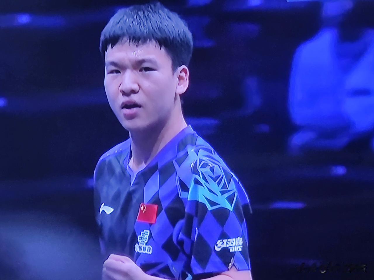 先丢一局连赢三局，向鹏3：1逆转战胜韩国选手林钟勋，晋级WTT欧洲大满贯瑞典站3