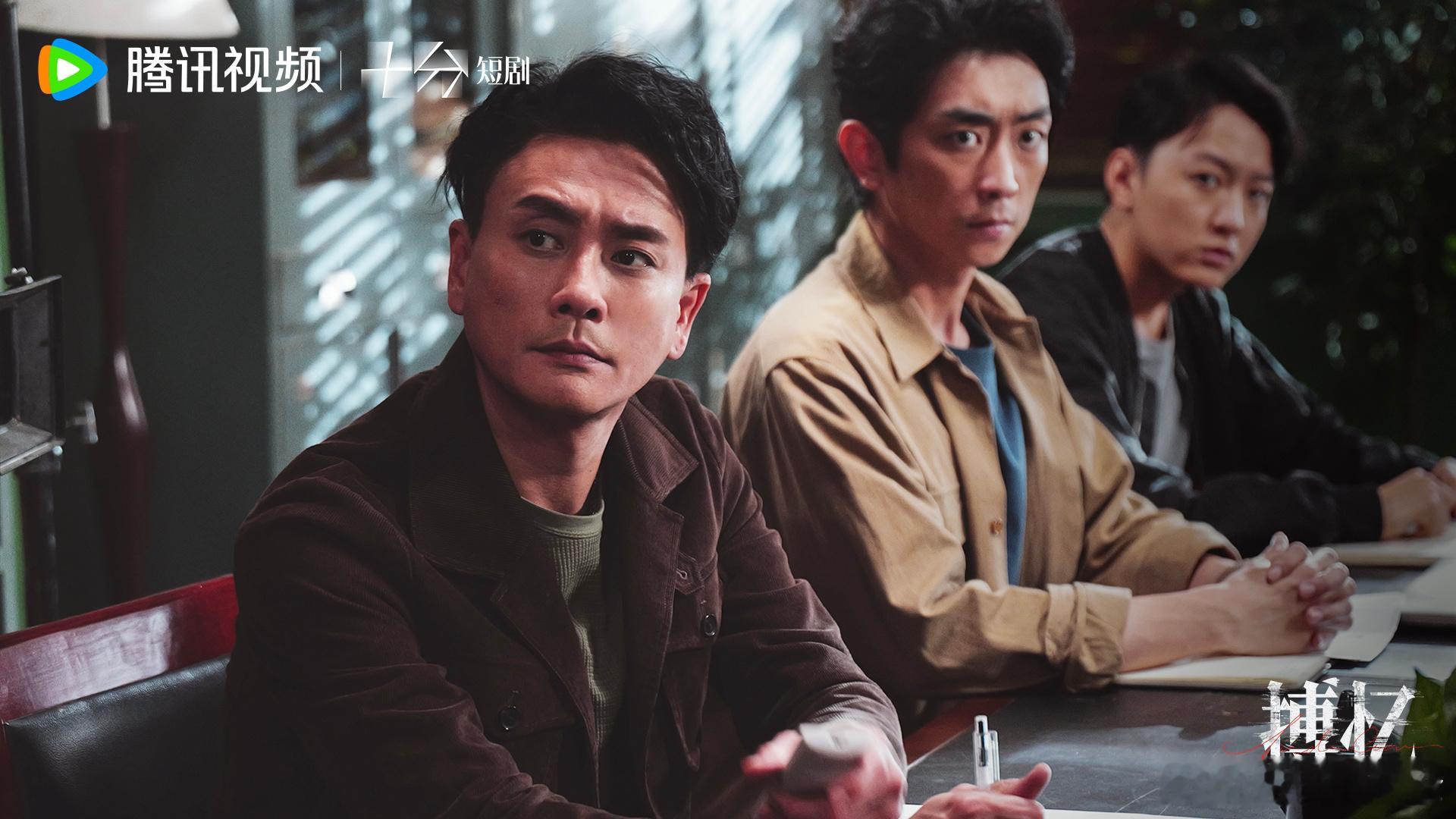 黄宗泽把港风带到了短剧圈 黄宗泽把王sir这个角色演得入木三分，无论是对白还是动