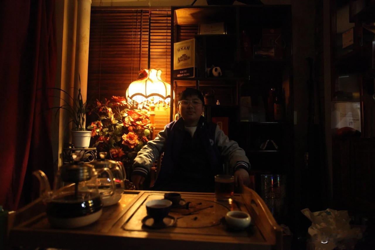 辣为王，众味不可调也。正因为是王者之味，所以他味不易亲近。不可调也，唯甘化滋。最