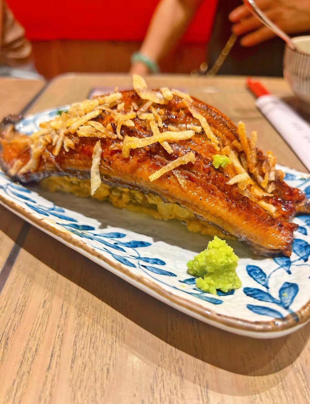 TVB推介，打卡一乐食堂🍣。逛万菱汇负一层，看到店里“跟住TVB搵食”的海报，