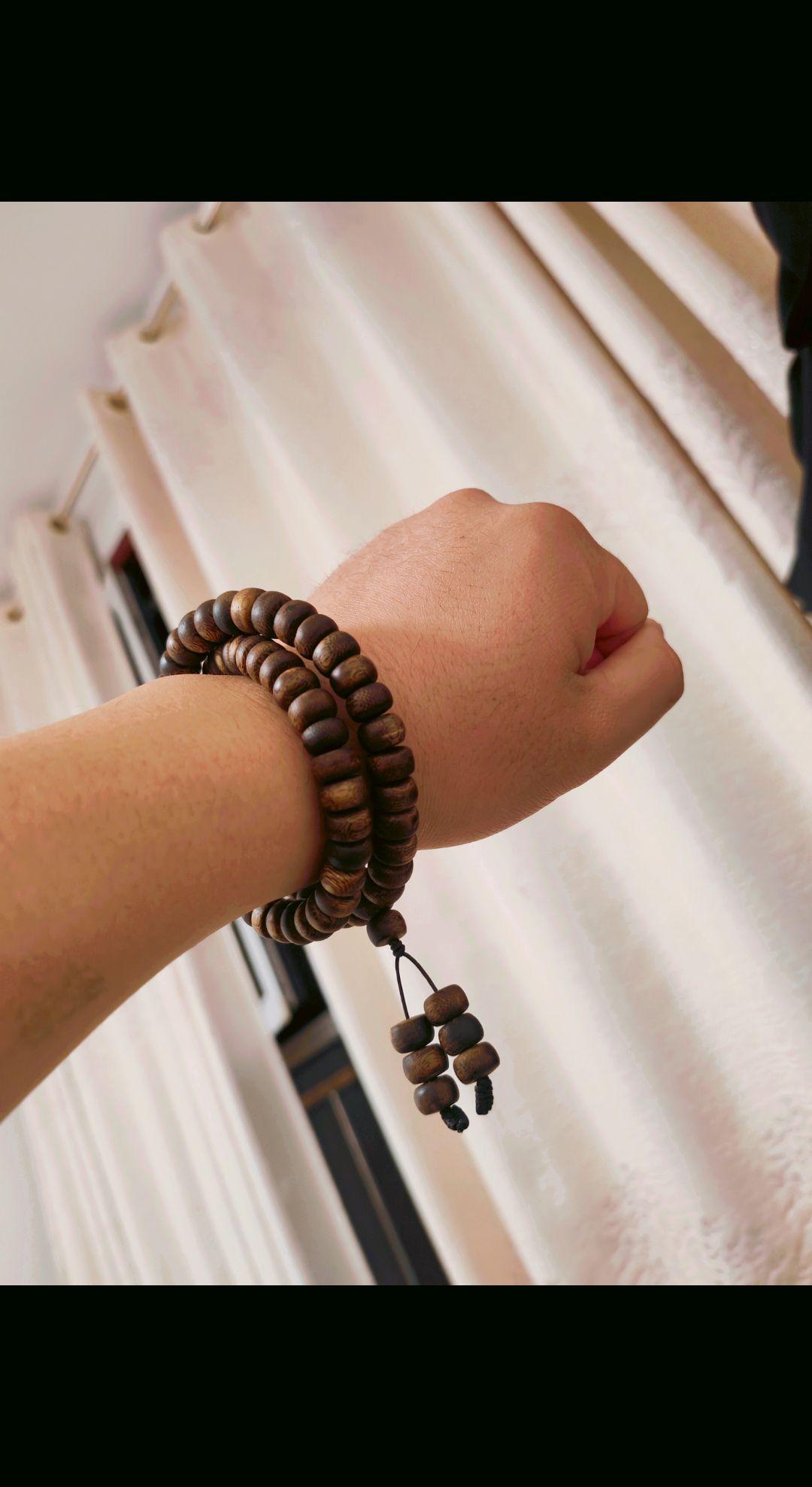 一命二运三风水，四积阴德五读书；六名七相八敬神，九交贵人十养生，万般皆...