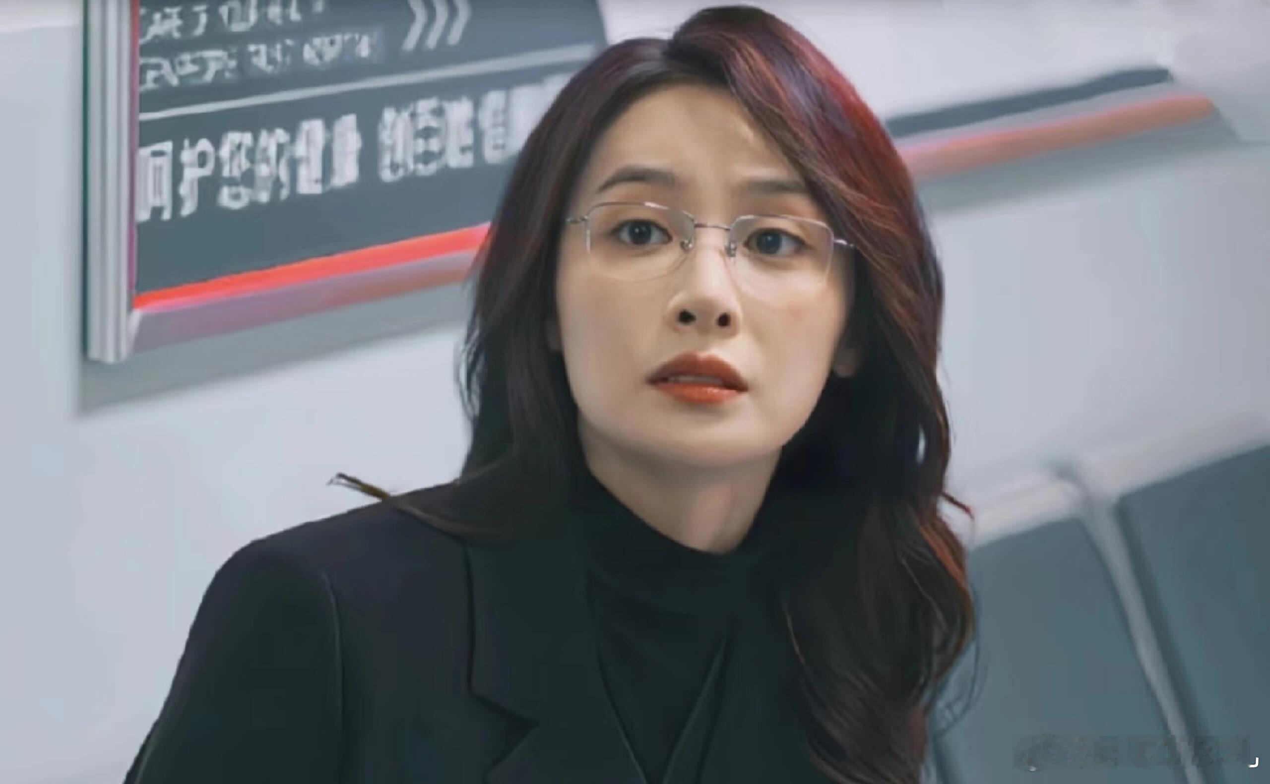 隆妮新剧从伪装者到觉醒者 哥哥毅然决然飞向新大陆，那画面超燃超震撼，直接点燃追剧