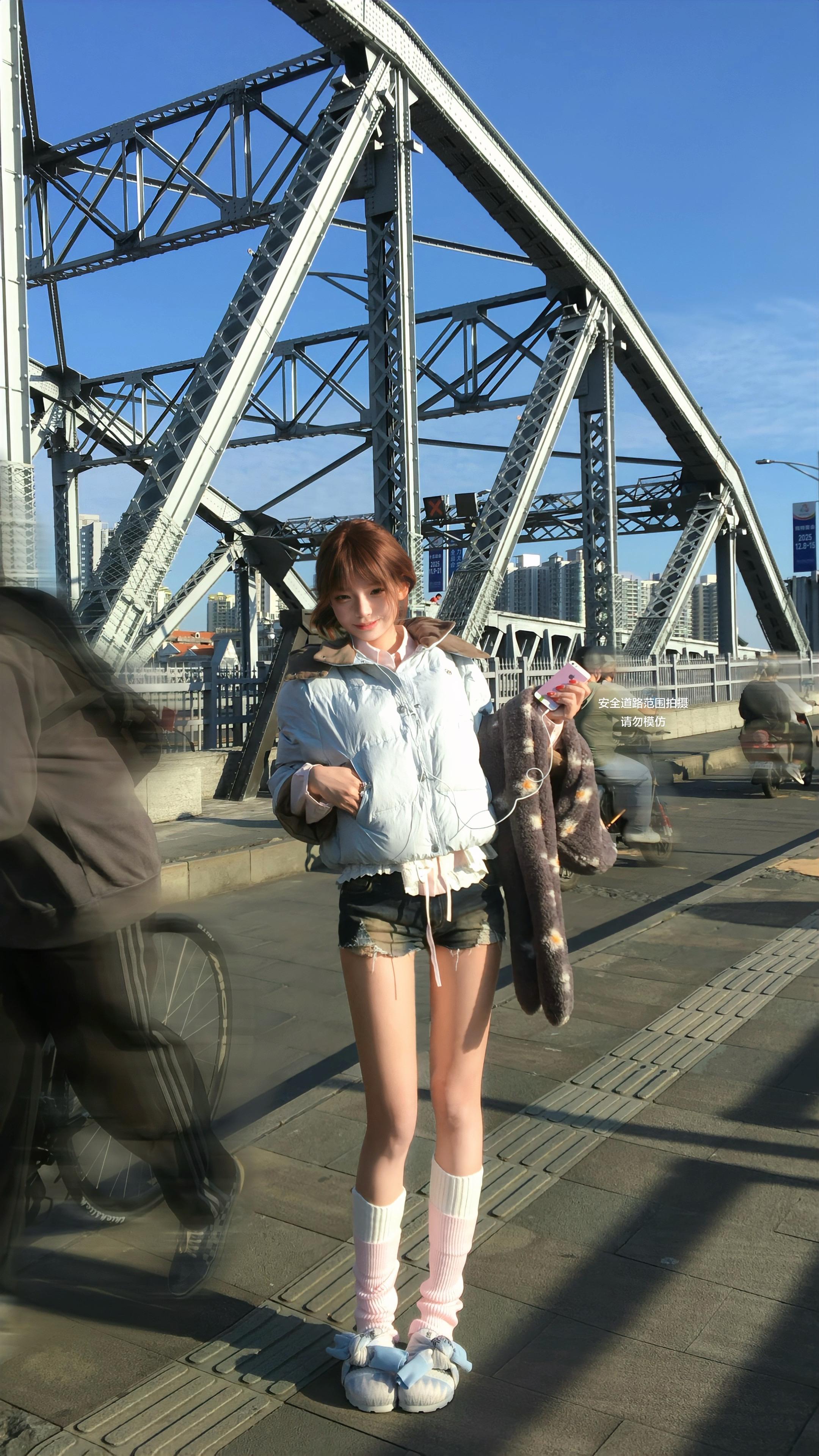 我明白要你爱是荒谬的要求