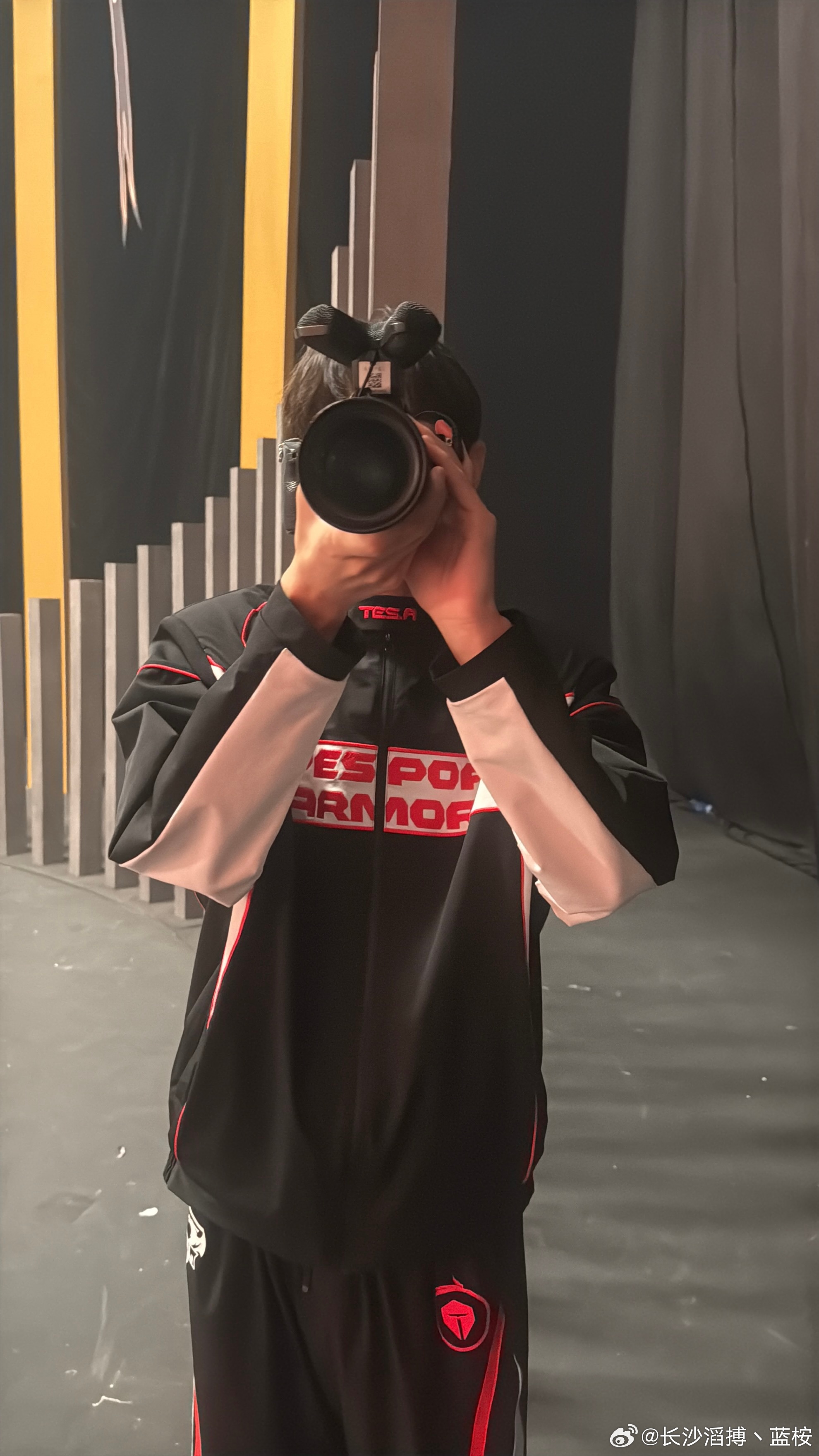 TES蓝桉[超话] 📷 ​​​