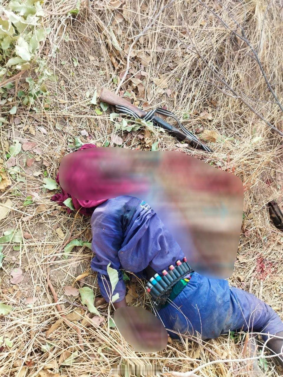 马里共和国索索地区，俄罗斯“非洲军团”这巡逻中打死几名武装分子。 