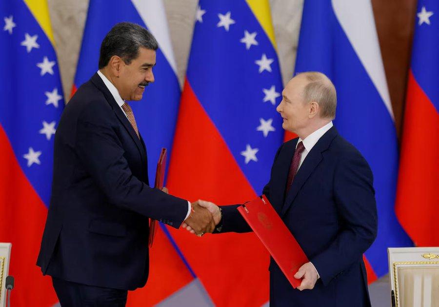 俄罗斯外交部：  鉴于有确认报道委内瑞拉总统尼古拉斯·马杜罗及其夫人在美国，我们