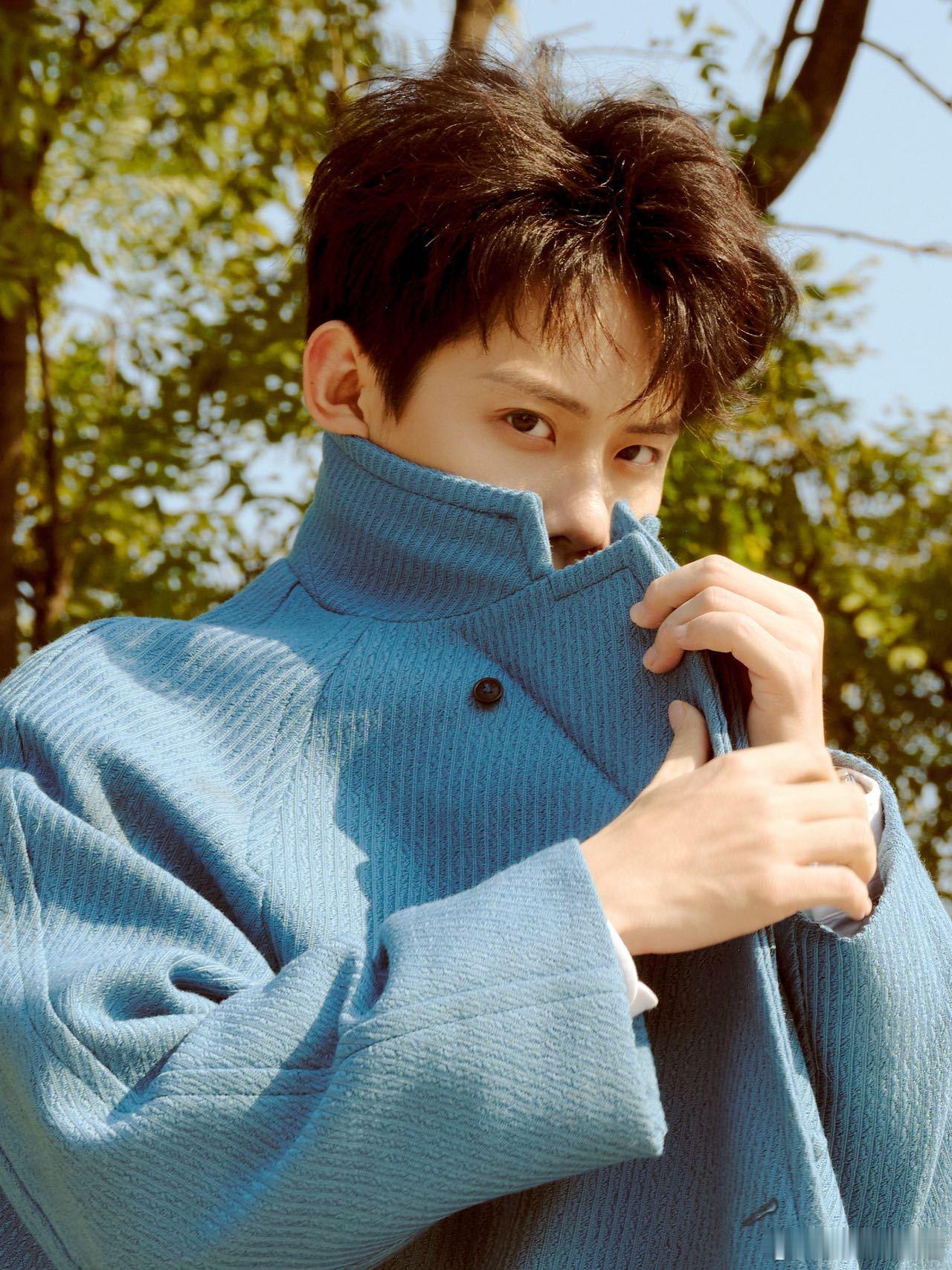 我下班就周奇这样 周奇真的完全演我下班，盼着去干饭真的不要太真实了！ ​​​