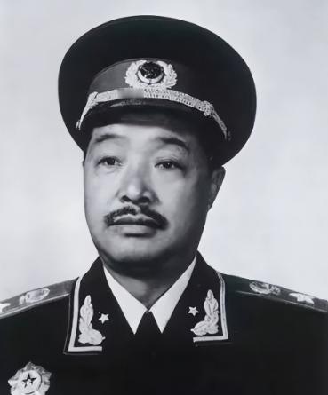 贺龙有一个大本事——其余元帅都没有，而毛主席很欣赏这个本事。十大元帅个个本领过人