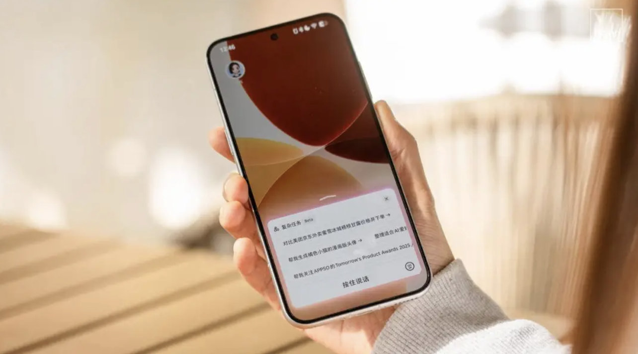 【】在国内出圈后，豆包手机助手甚至火到了海外，在 X 平台上，一堆老外都在疯狂讨