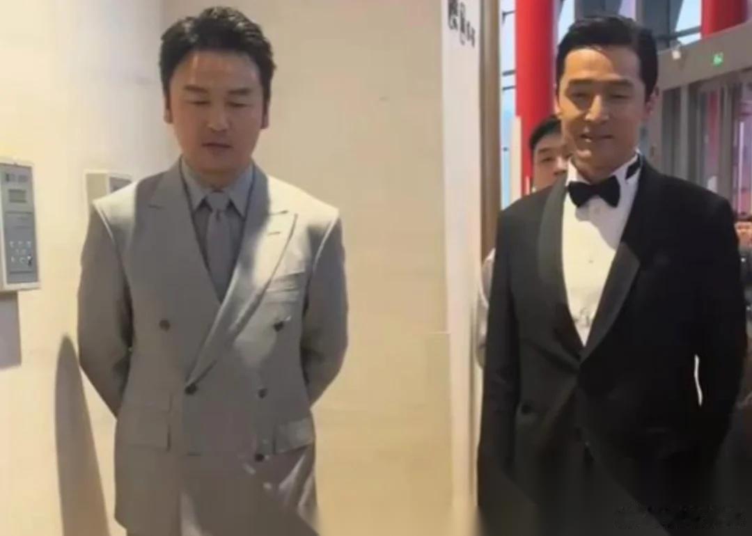 谁懂啊！胡歌雷佳音首度合作太绝了 内娱期待值拉满的神仙同框终于来了！ 雷佳音和胡