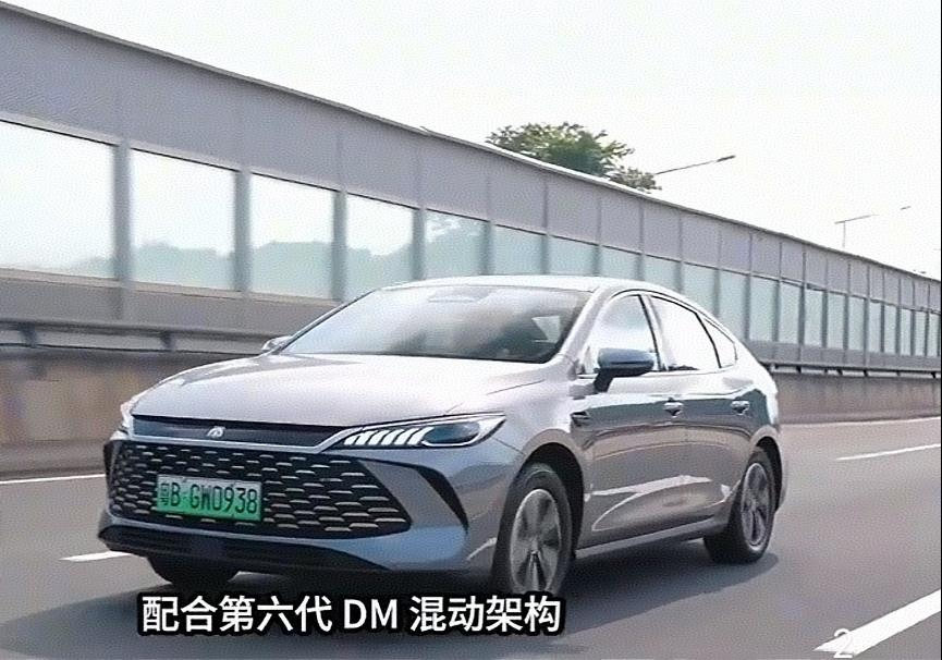 油耗3L只是结果，数据定义混动才是丰田的噩梦。

真正让丰田脊背发凉的，从来不是