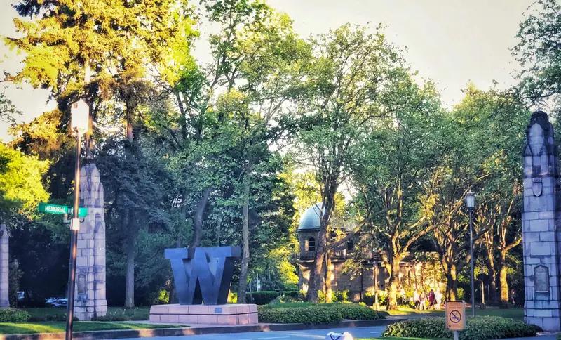 U.S.News本科排名指标调整史（1983–2026）
一、早期定型期（198