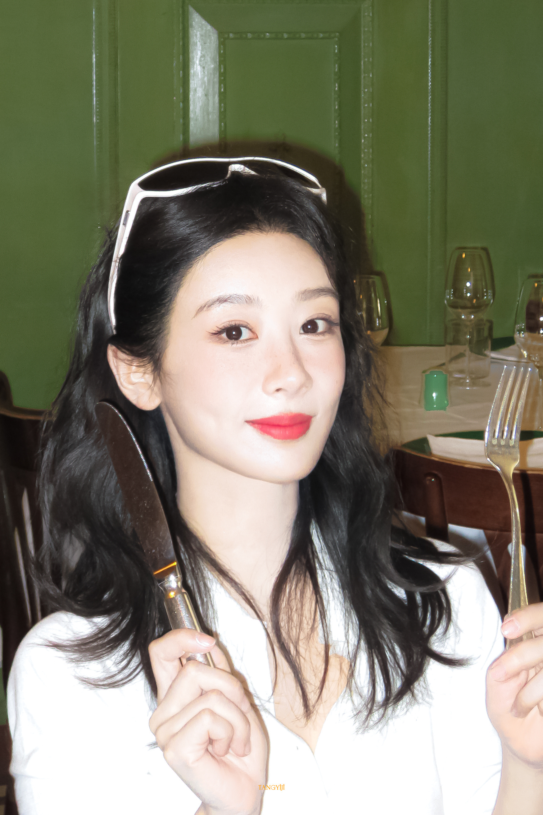 杨紫 “敬你恣意蔓生的野心敬你永无止尽的青春𝘽𝙚𝙨𝙩𝙬𝙞𝙨𝙝𝙚