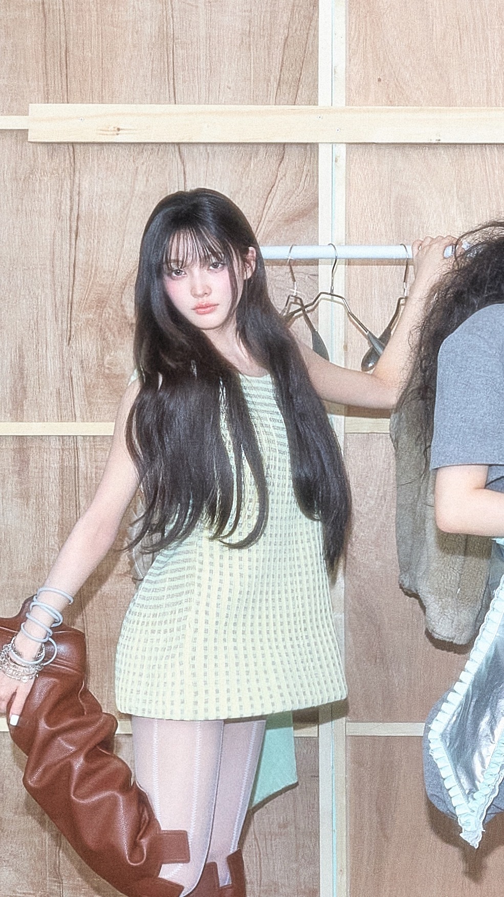 ILLIT 'I Got Your Back' Concept Photo - 