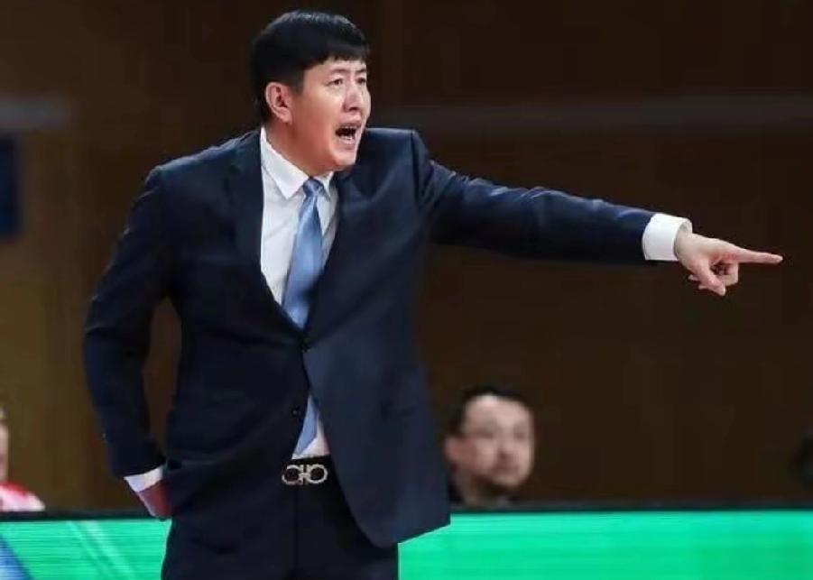 救火教练丁伟下课，会不会，很快在新疆，或者上海再就业呢？
        北京时