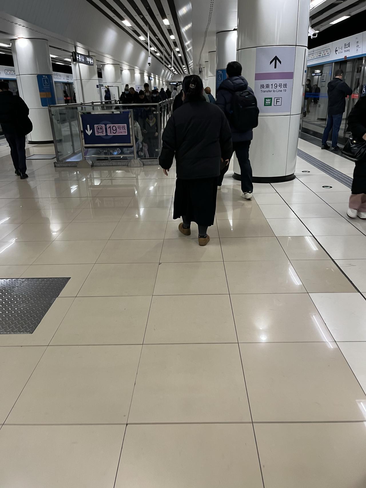 你是不是一个效率“牛马”？

乾坤未定，你我皆是牛马。不过有一个问题，大家每天按