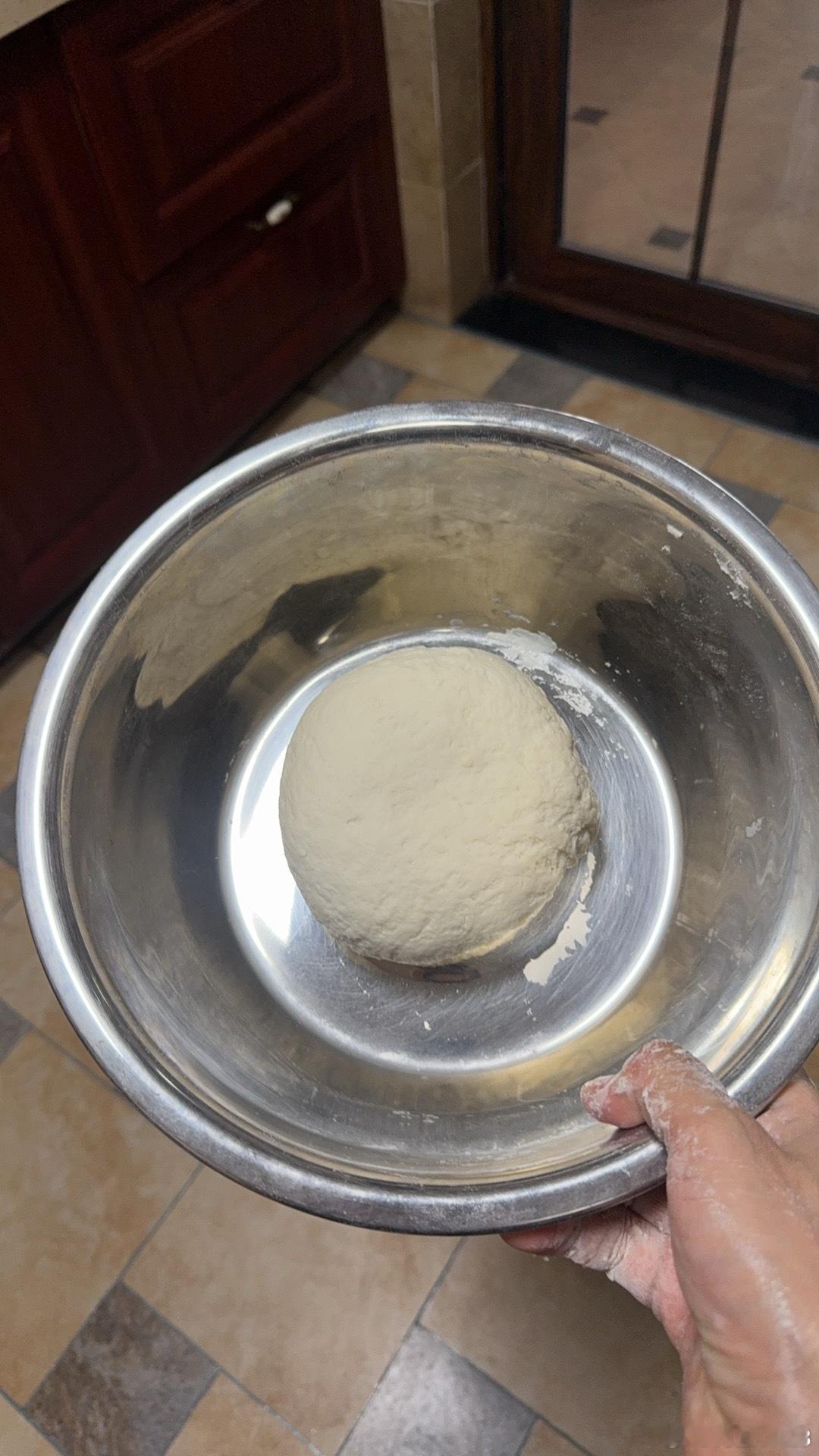 整点面食来吃，冬天吃这个舒服，吃完浑身冒汗 