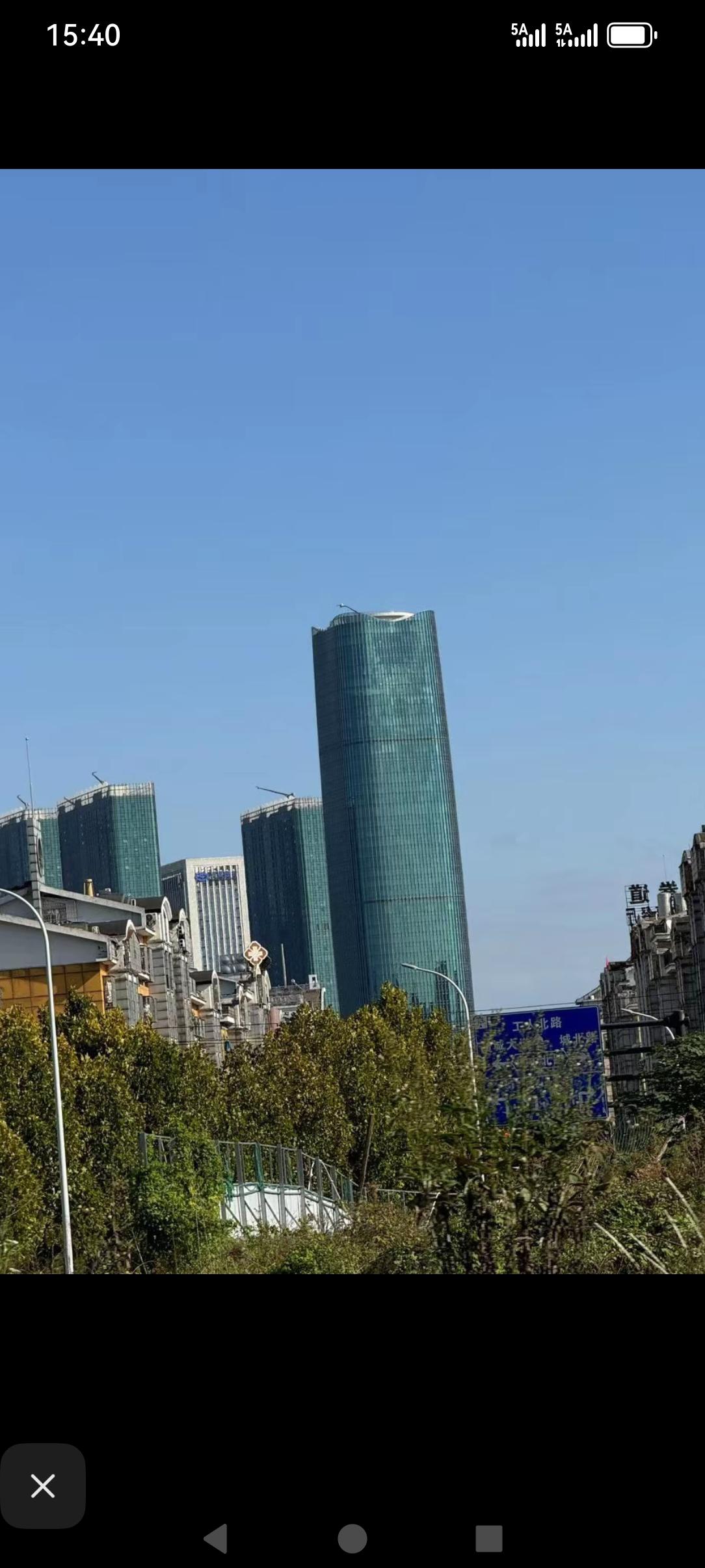 在四十年前的时候义乌还是全国最穷的农业县，今天的义乌已经是让全球目光聚焦的地方了