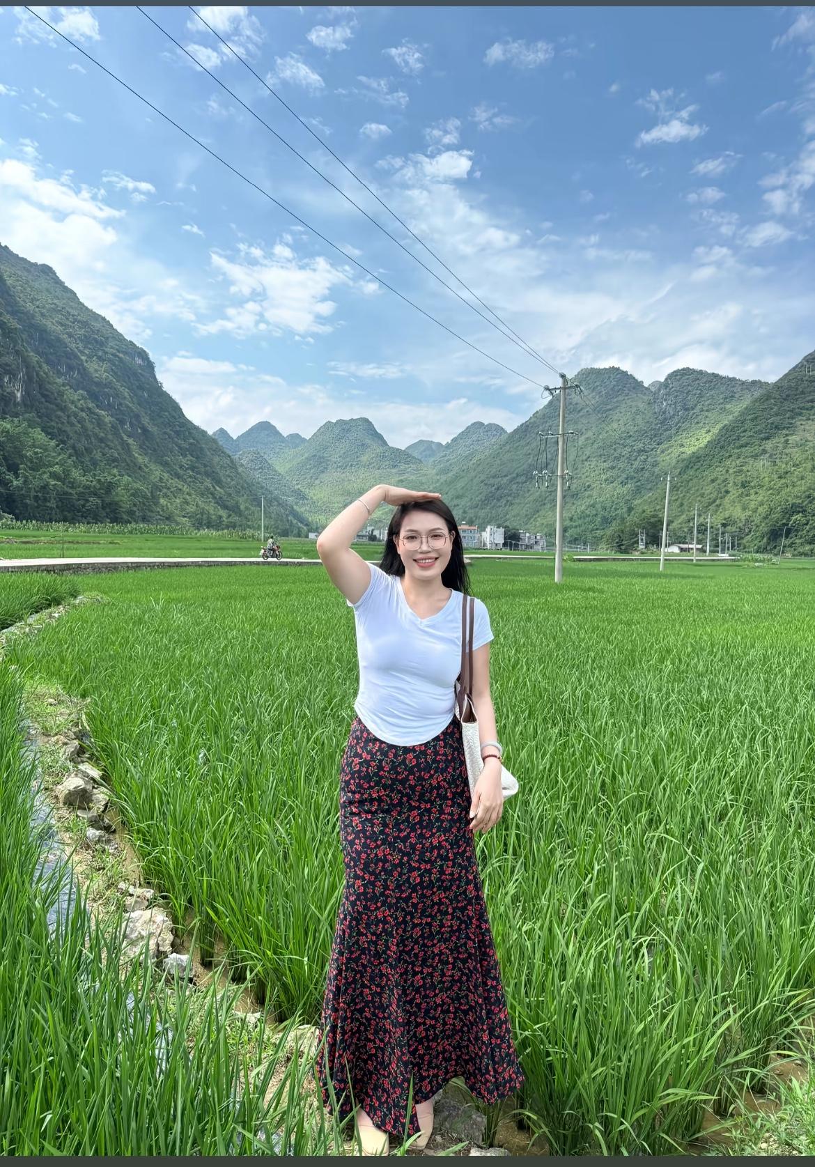 喜欢农村吗
喜欢农村姑娘吗？
农村姑娘美吗？