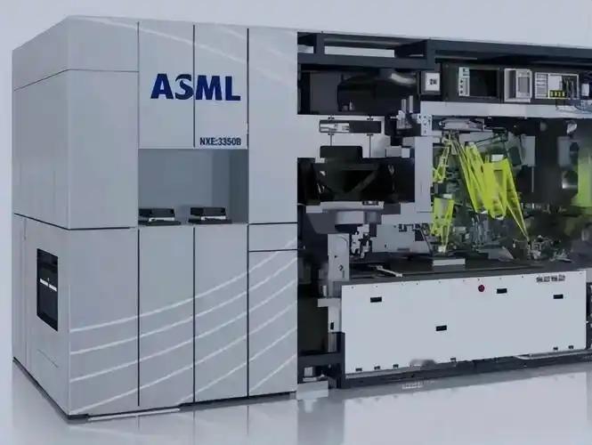 光刻机没用了，荷兰太冤了？美国一纸命令，荷兰就果断切断了对我们的光刻机出口。他们