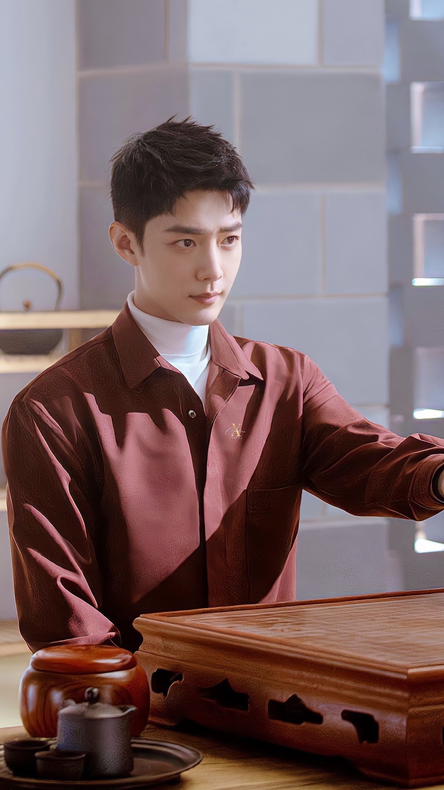 清晨有风，眼底有光，万事慢慢晴朗！肖战出发青岛进组十日终焉◎肖战解锁无限流题材?