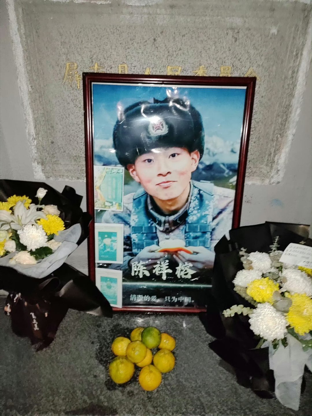 印度苦行僧坚持站立5年不坐不躺？今天印度新闻还能上热门？今天不是陈祥榕等几位烈士