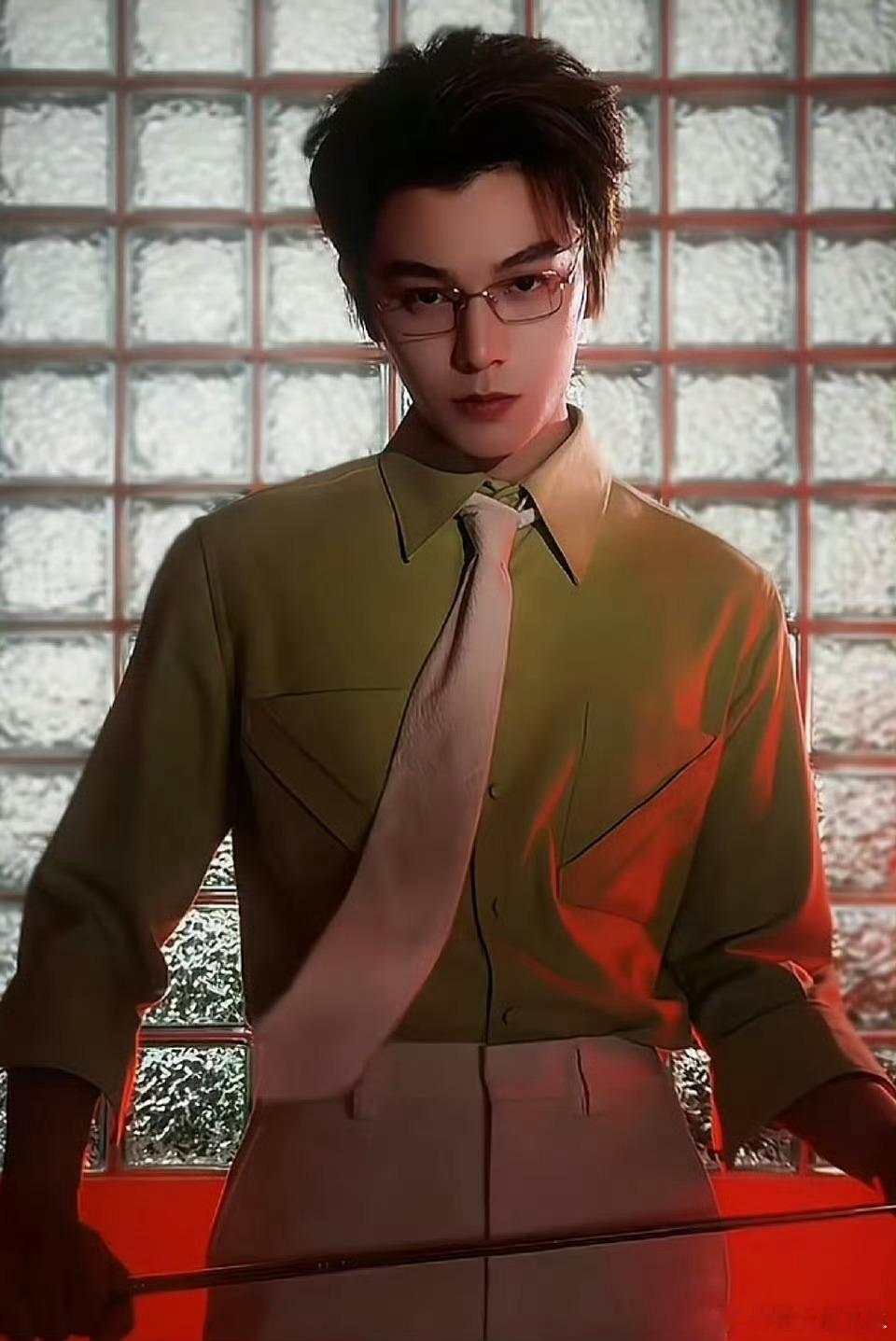 丁禹兮长这样在大学横着走丁禹兮似青春小说白月光学长，清新帅气引暗恋。 ​​​