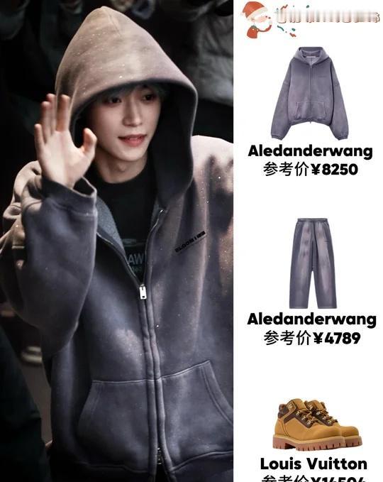 梓渝今日出发look～blingbling帅气小男孩✨
梓渝今日出发🛫，这套休