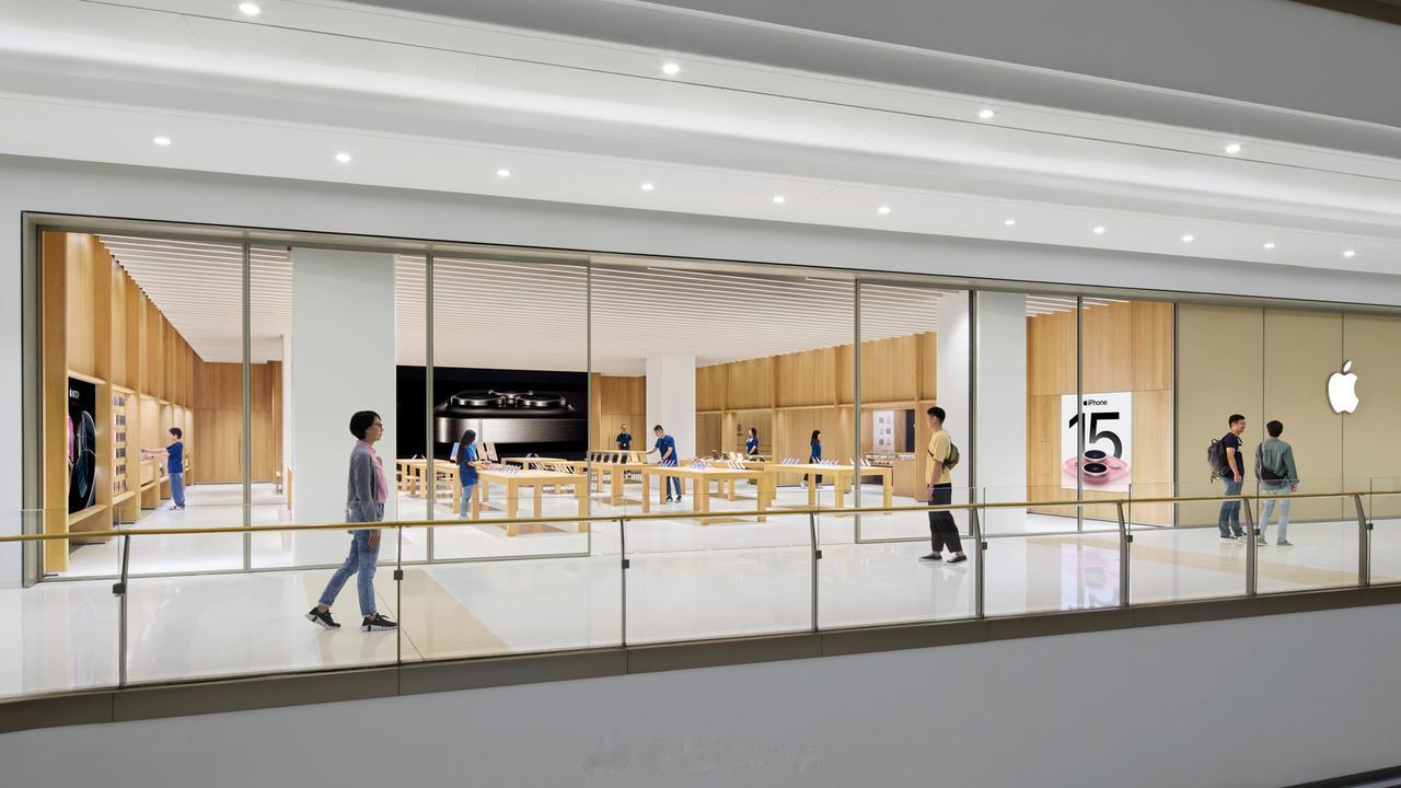 Apple 温州万象城零售店会在明天正式开业，是温州第一家，浙江省第四家苹果直营