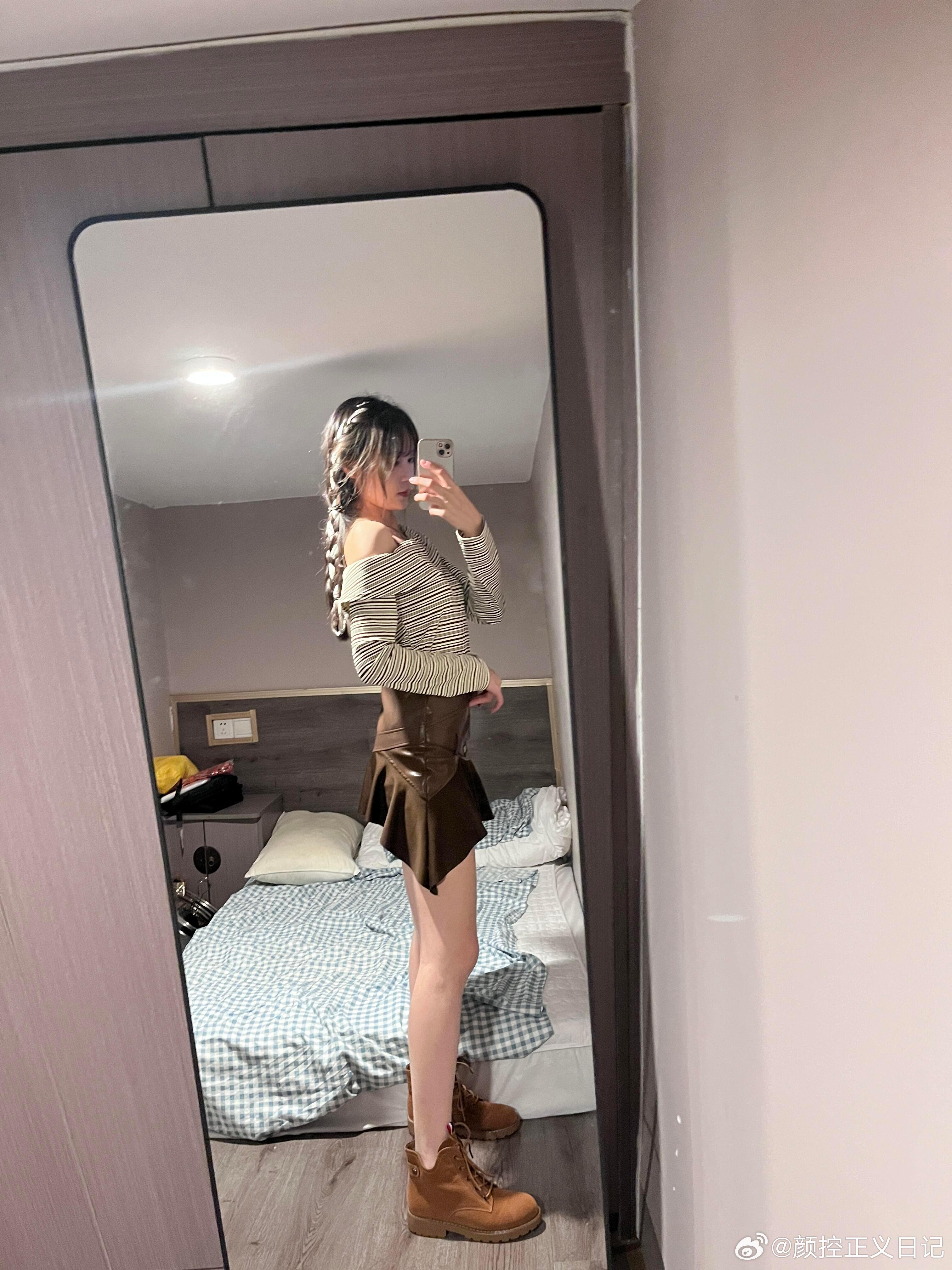 自拍 今日份快乐美女绘梦长廊