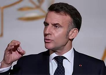 马克龙发出强烈呼吁！法国总统马克龙在达沃斯论坛上公开表示，美国的关税政策损害欧洲