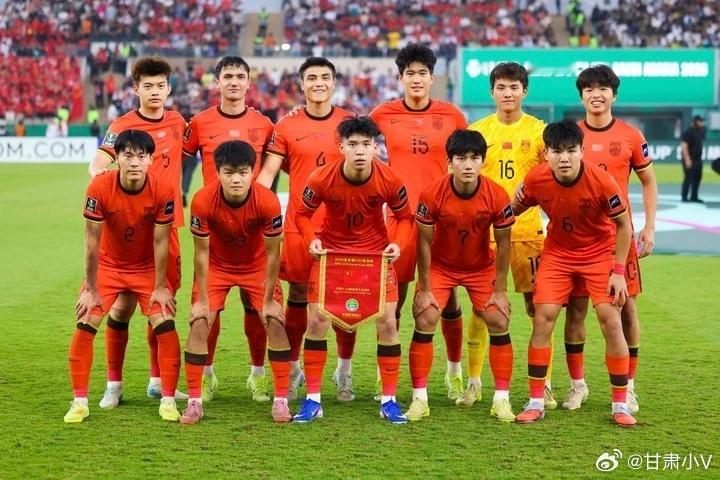 U23国足亚军输给日本有点难受，其他的都是历史性突破，小伙子们加油吧 