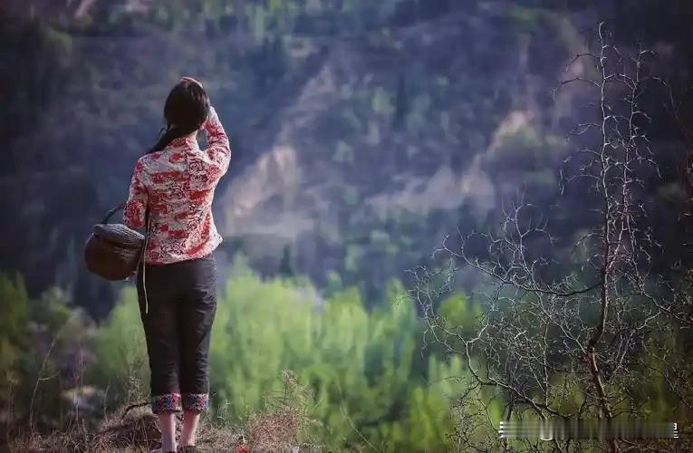 老婆说：“你在梁山好汉里能排第三。当场心凉！就因为他没听懂老婆话里的“谐音梗”！