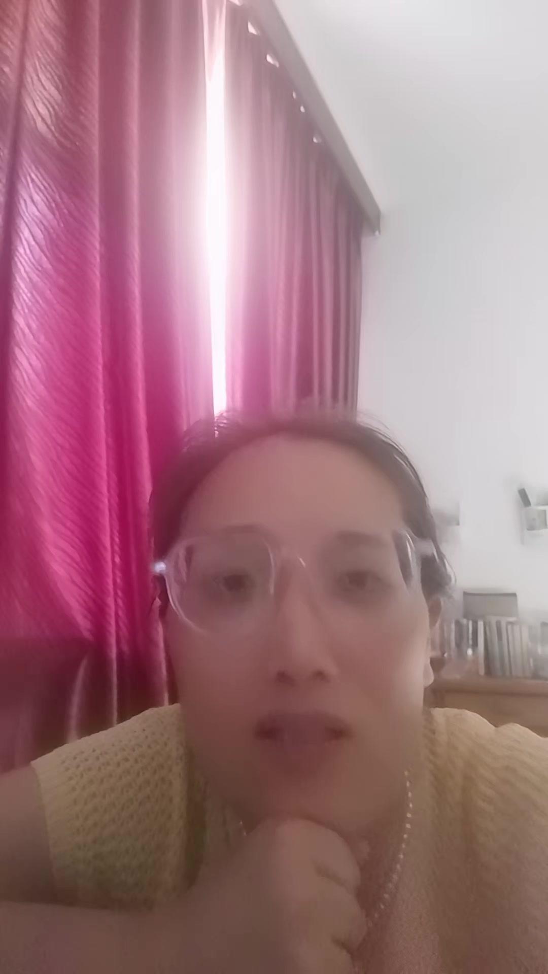 💔拎不清的男人晚年多凄凉？！我们接着上期说的，那些算计老婆的男人，最后往往把自