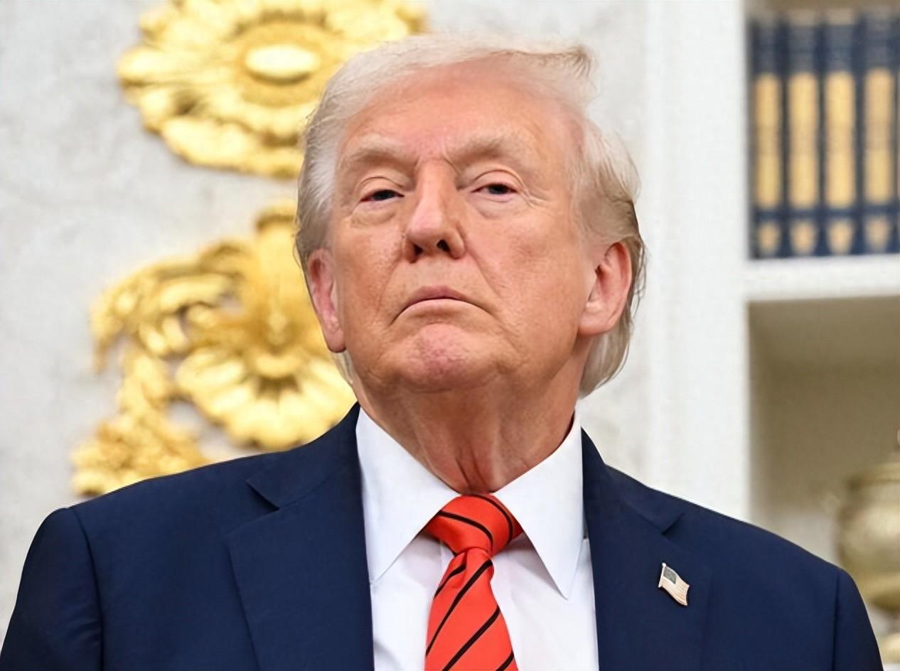 冷静了两天后，特朗普称想帮助中国，万斯呼吁中国：选择理性道路

美股刚经历了一场