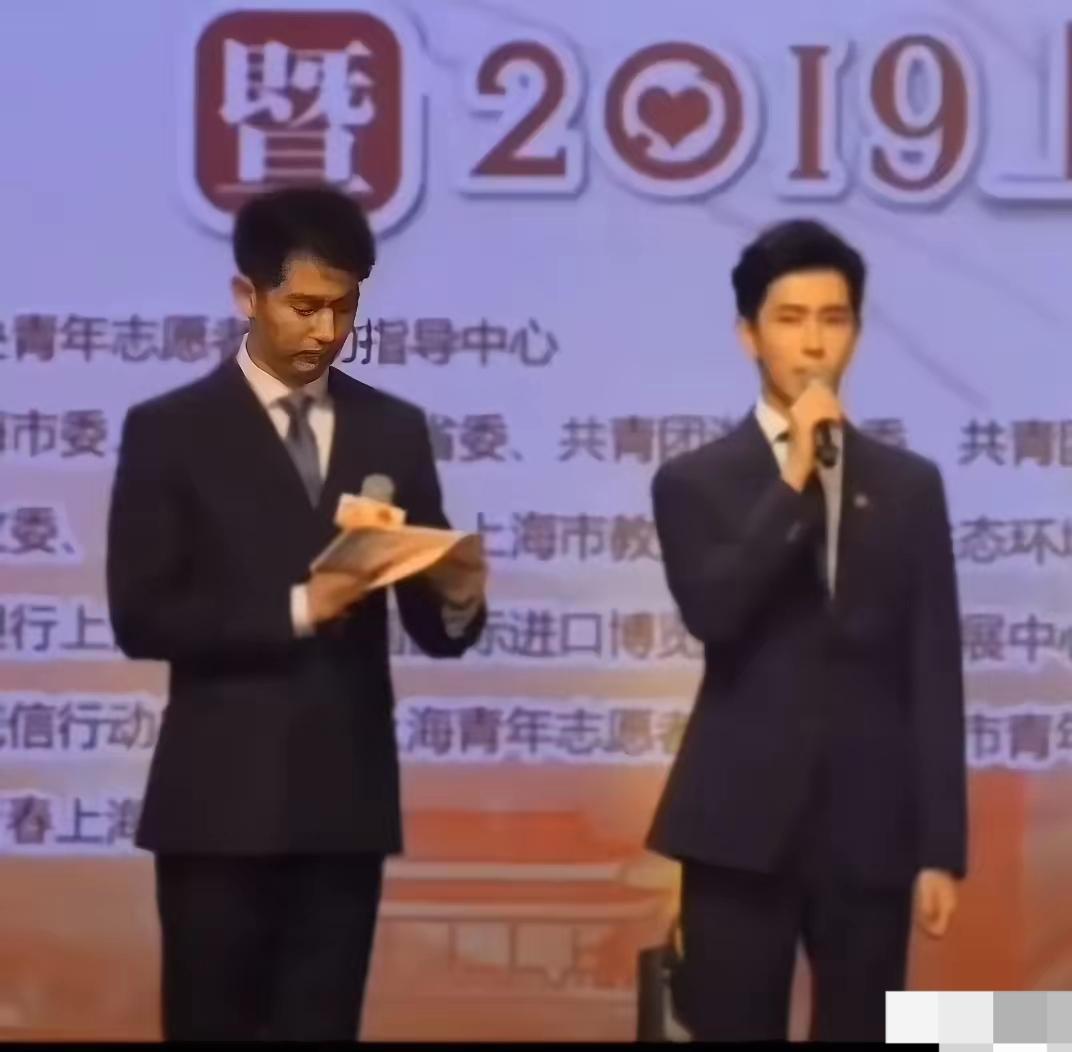 谁懂啊！一觉睡醒，全网都在刷“小鱼”当上海诚信大使的新闻，也太让人惊喜了吧！
 