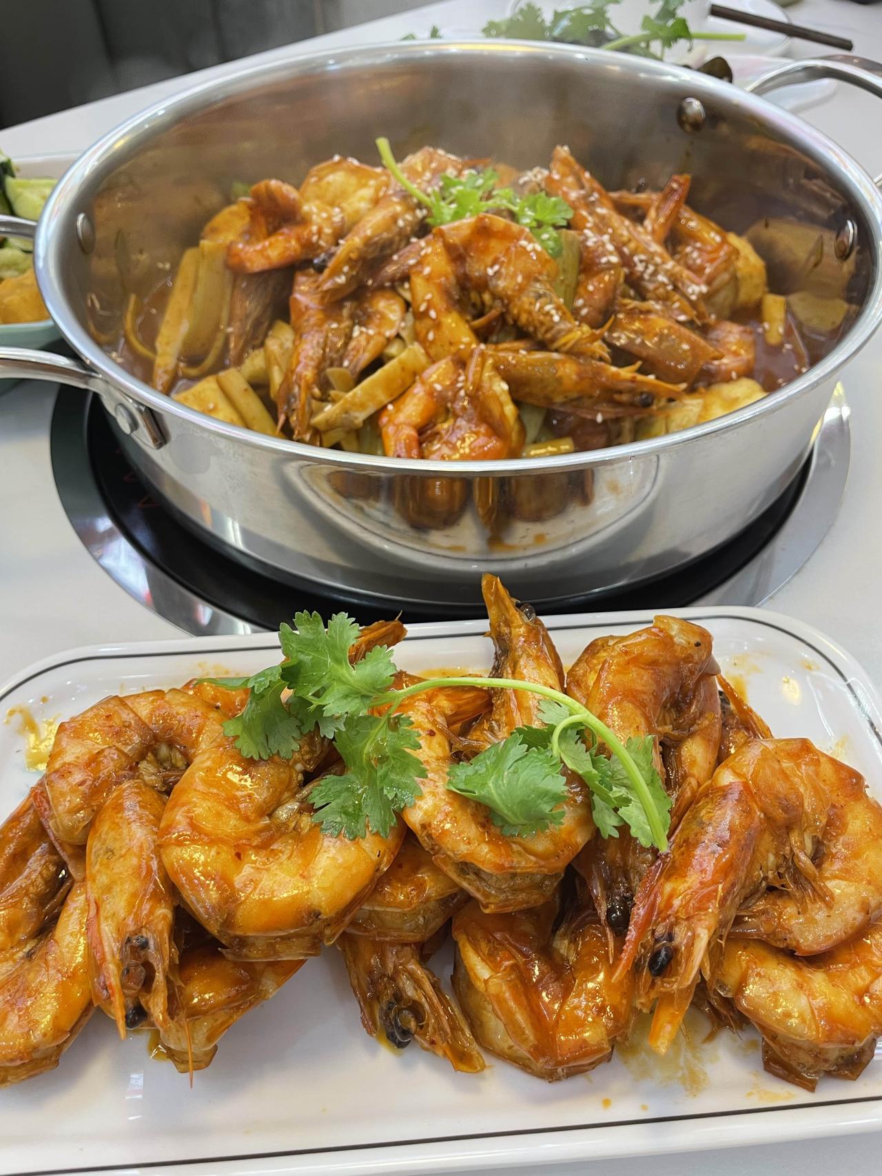 郑州这家虾香辣焦脆，豆腐也是入口爆浆

高考结束之后，带着家人去瀚海海尚四楼，虾