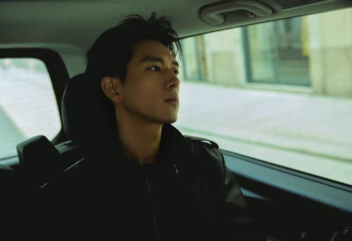 2025的桃花劫竟然是李现  今年回家过年的时候也准备让李现装我的男朋友！李现a